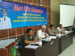 Danramil0816/10 Balongbendo Kapten Inf Kabul Tarmanto hadiri sosialisasi pilkades serentak