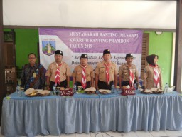 Danramil 0816/12 Prambon Hadiri Pelantikan Pengurus Kwaran Pramuka