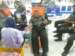 Aksi Peduli Sosial Babinsa Koramil 0816/13 Wonoayu Melalui Donor Darah
