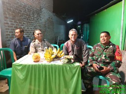 Babinsa Ramil 0816/13 Wonoayu Hadiri Resepsi Pernikahan Warga Binaan