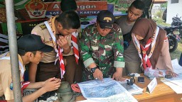 Anggota Ramil0816/07 Hadiri Upacara Pembukaan Perkemahan Antar Satuan Karya Gerakan Pramuka Kwartir Cabang Kab. Sidoarjo