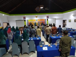 Sertu Atim Suwito hadiri Pelatihan Aparatur Dan Lembaga Ds Panggreh