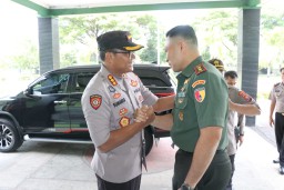 Pererat Silaturahmi, Dandim 0816/Sidoarjo Sambut Kunjungan Kapolresta Sidoarjo Yang Baru Di Kodim 0816/Sidoarjo