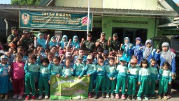 Kunjungi Koramil 0816/ 05 Tulangan, Siswa TK dan Paud Dharma Wanita Kajeksan