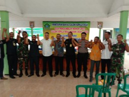 Danramil 0816/13 Wonoayu Hadiri Rapat Penetapan Nomor Urut Calon Kades Candinegoro