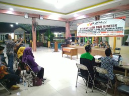 Babinsa Koramil 12/Prambon hadiri Pelantikan dan bimbingan teknis Pengawasan Pilkada