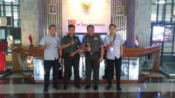KOMSOS DANRAMIL 0816/16 WARU DI WILAYAH DESA MEDAENG KEC. WARU.