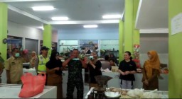 Koramil 0816/05 Tulangan Gelar Sosialisasi Pencegahan Covid-19 Di Pasar Tradisional