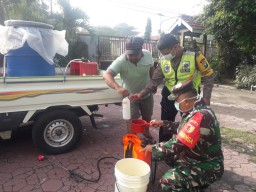 Desa Tropodo dirikan Posko tanggap virus Corona covid-19 bersama Forkopimka Krian.
