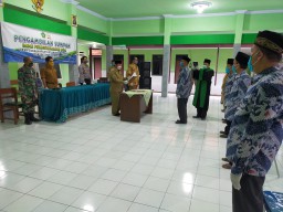 Danramil 04/Porong hadir dalam pelantikan perangkat ds glagah harum