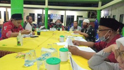 Babinsa Koramil 0816/08 Jabon Hadiri Rapat Pendataan Ulang Penerima BLT