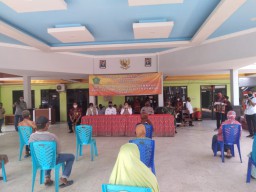 Kapten Chb Djenal Abidin Hadiri Penyerahan Bantuan Sembako Keluarga Miskin Terdampak Covid 19