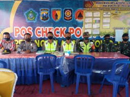 Pemberlakuan PSBB tahap II di Post Chek Point Baypass Krian Kabupaten Sidoarjo