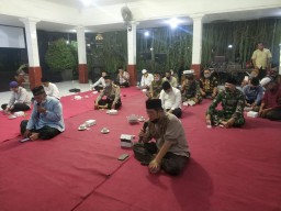 Danramil 0816/03 Buduran menghadiri Doa bersama di pendopo kecamatan