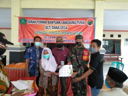 Babinsa Ramil 0816/12 Prambon lakukan Patroli Posko Check Point PSBB Covid19