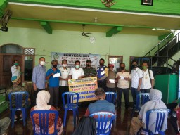 Danramil 0816/03 Buduran hadiri pembagian BLT - DANA DESA tahap pertama Desa Buduran
