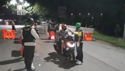 Di Malam Takbir PSBB Di Cek Point Mliriprowo Kecamatan Tarik Diperketat