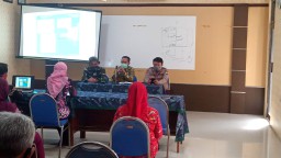 Danramil Sedati hadiri rapat dalam rangka Penerapan PSBB tahap lll di wilayah kec. Sedati