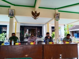 Forkopimka Kec. Krembung Melaksanakan Penyuluhan Kampung Tangguh di Ds. Tambakrejo