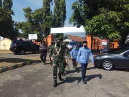Danramil 0816/07 Krembung Hadiri Launching Kampung Tangguh Bersama Forkompimda Kab. Sidoarjo