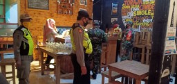 Babinsa Ramil0816/07 Krembung Laksanakan Patroli Malam Bersama Polsek dan Satpol PP