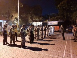 Patroli Gabungan TNI, Polri dan Satpol PP Ciptakan Wilayah Kecamatan Krian yang Kondusif dari pandemi covid 19