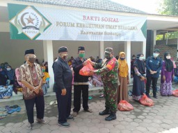 Babinsa Ramil0816/07 Krembung Hadiri pembagian sembako dr FKUB Kab. Sidoarjo