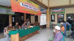 Koramil 0816/12 Prambon Serka Sunoko hadiri kegiatan launcing wajib masker