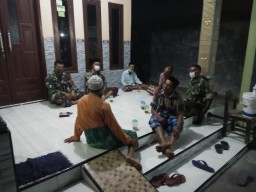 Babinsa Jabon Tetap Komsos Dan Edukasi Prihal Covid 19