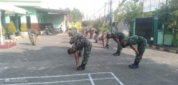 Pelihara Daya Tahan Tubuh, Prajurit Dan PNS Koramil 0816/13 Wonoayu, Laksanakan Senam Pagi