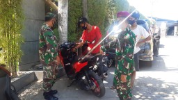 Operasi yustisi danTertib Masker digelar oleh Team Gabungan dari Koramil,Polsek dan satpol PP kec Buduran