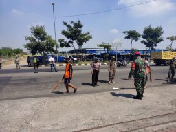 Gelar operasi oleh Team Gabungan dari Koramil,Polsek dan satpol PP