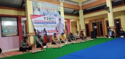 Danramil 0816/03 Buduran bersama Babinsa nya menghadiri Cangkru kan Kamtibmas di balai desa pager wojo