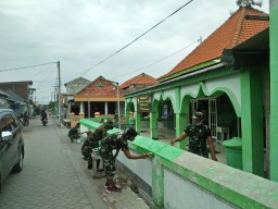 KORAMIL 0816/16 WARU GELAR KARYA BAKTI SEMESTER II TA. 2020 DI DESA TAMBAK OSO KEC. WARU