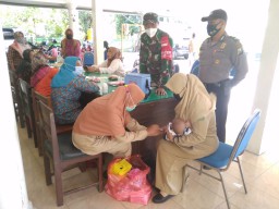 Babinsa Jabon Hadiri Posyandu Balita Di Masa Pandemi Covic 19
