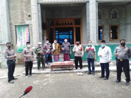 Bati Komsos Ramil0816/07 Krembung Laksanakan Safari Sholat Jumat Bersama Forkompimka Kec. Krembung