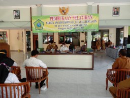 Danramil 0816/07 Krembung Hadiri Pembukaan Pelatihan Barista Spa Refleksiologi bersama Forkopimka.