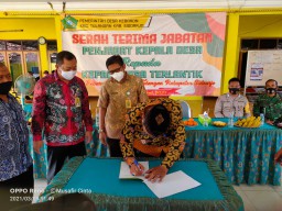KORAMIL 05/TULANGAN HADIRI SERAH TERIMA JABATAN KADES KEBARON KEC. TULANGAN