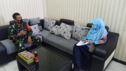 Danramil 0816/06 Tanggulangin Laksanakan Komsos Dengan Kepala Puskesmas