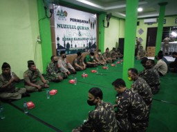 Babinsa Serma Ach. Saifi hadiri pembukaan Posko Ramadhan oleh PAC GP Ansor Krian