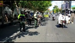 KORAMIL 14/TAMAN KODIM 0816 DIDOARJO TERAPKAN PPKM MICRO DI WILAYAH