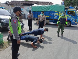 Di Bulan Puasa Operasi Yustisi Tetap Berlanjut Satgas Covid-19 Kec Tarik, Masih ada Yang Tertangkap Tidak pakai Masker
