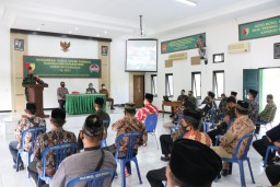 Bersama Warga Sidoarjo, TNI Cegah dan Tangkal Radikalisme