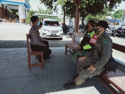 Koramil 0816/07 Krembung Laksanakan Giat PAM Gabungan TNI, Polri Dan Satpol PP di GKJW Kec. Krembung