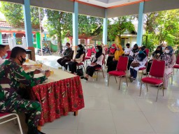 Babinsa Desa Keper Hadiri Persiapan Pembelajaran Tatap Muka PTM .