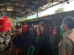 KORAMIL 0816/03 BUDURAN BERIKAN HIMBAUAN PROKES CEGAH COVID-19