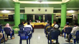 Babinsa Ramil 08/Jabon Bersama Tiga Pilar Sosialisasi PPKM Darurat