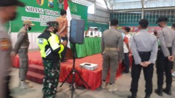 Pelda Akhmad Rofiq Laksanakan PAM Sidang Tipiring Gakplin Protkes di gedung Indor Gor Kab. Sidoarjo