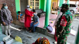 Babinsa Desa Tanjek Wagir Laksanakan Kegiatan Tracing di warga binaan.