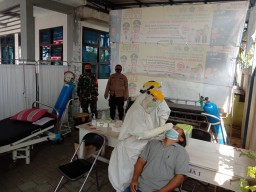 Danramil 0816/05 Tulangan Pergencar Tracing Warga Kontak Erat Pasien Positif Covid-19